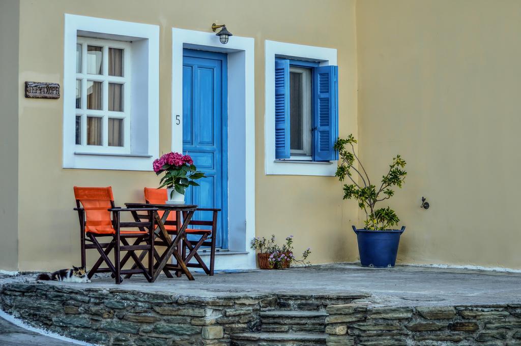 Mainades Maisonettes & Studios Menites Bagian luar foto